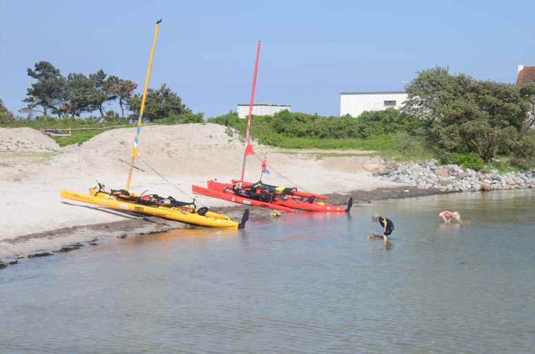 Lille hyggelig havn med en lille strand, perfekt / Nice little harbour with a beach, perfect!