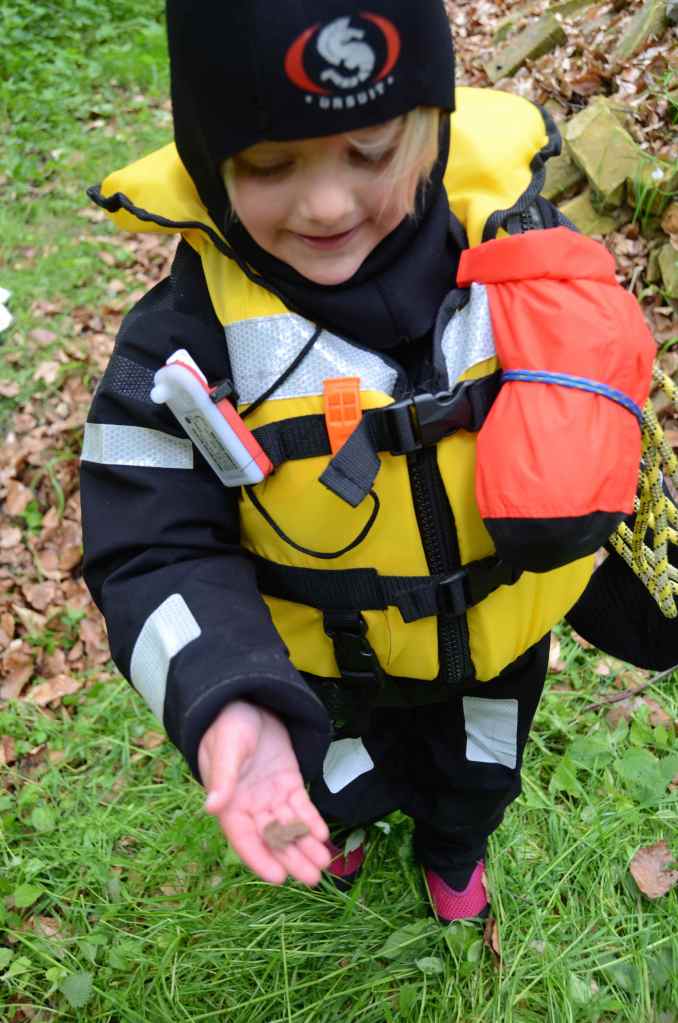 Liva fandt en frø / Liva fund a frog